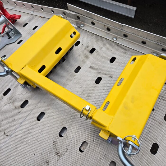 Carucior pt. roti defecte, cu auto-ridicare, vopsit, capacitate 1500 kg
