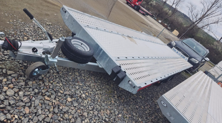 Trailer FLAT 6 M, 3500 kg, 3 axe, roti R10