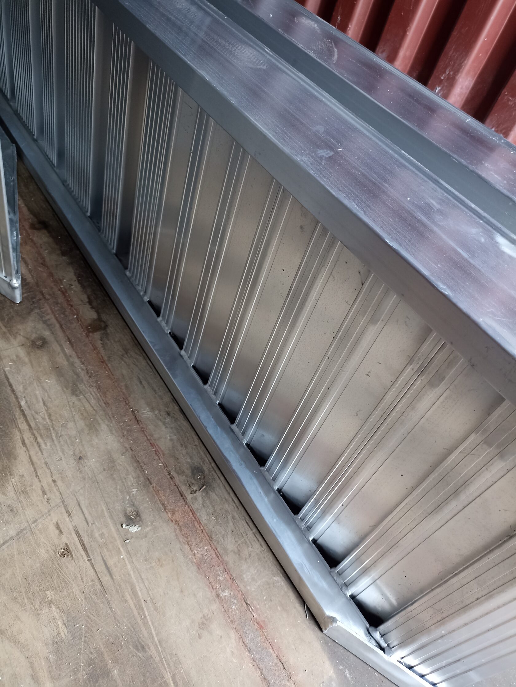 Rampe de încărcare/descarcare aluminiu 4500 x 512 mm, 4700 kg Rampe de încărcare/descarcare aluminiu 4500 x 512 mm, 4700 kg