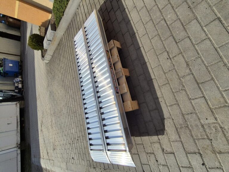 Rampe de încărcare/descarcare aluminiu 3000 x 350 mm, 2600 kg