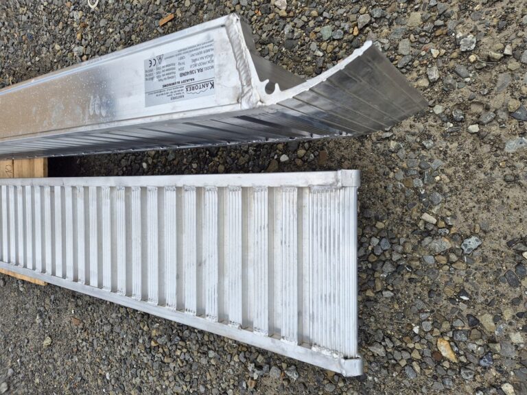 Rampe de încărcare/descarcare aluminiu 4000 x 400 mm, 3800 kg